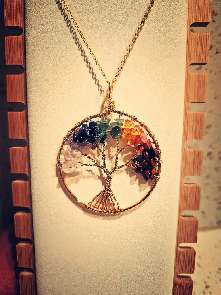 arbre de vie doré.webp