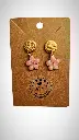 boucles d'oreilles fleurs roses.webp